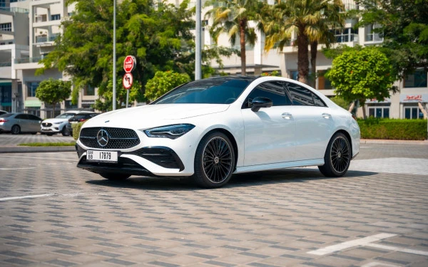 Mercedes CLA200