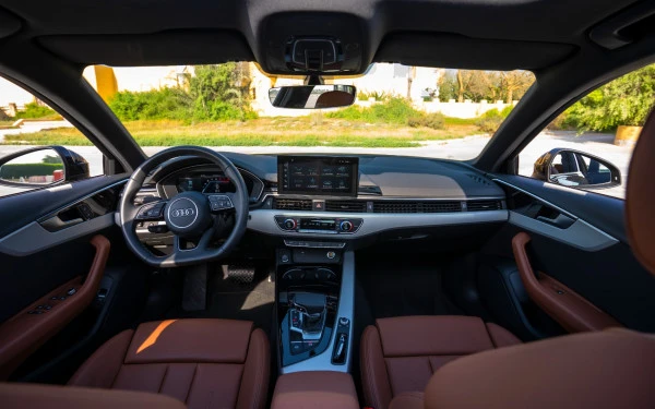  Black Audi A4 Photo 8