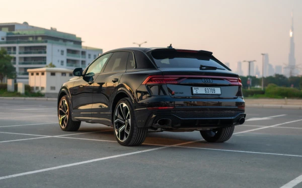  Black Audi RSQ8 Photo 2