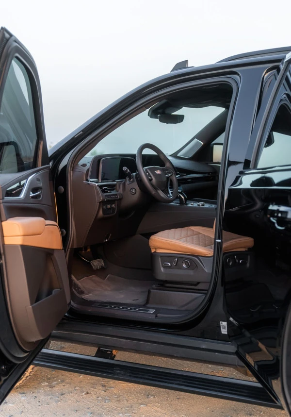  Black Cadillac Escalade Sport Platinum Photo 5