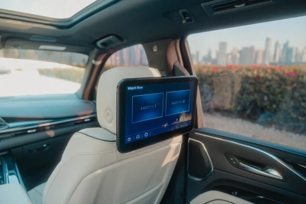  Black Cadillac Escalade Photo 4