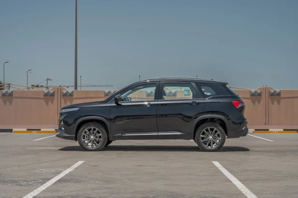  Black Chevrolet Captiva Photo 4