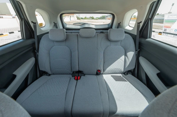  Black Chevrolet Captiva Photo 8