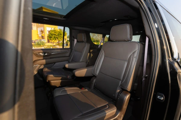  Black GMC Yukon XL Photo 9