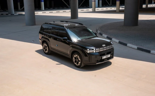  Black Hyundai Santa Fe Photo 8