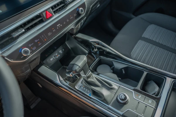  Black KIA Sorento Photo 13