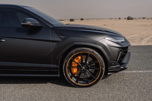  Black Lamborghini Urus MY20 Photo 4