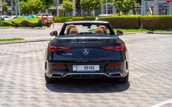  Black Mercedes CLE 200 AMG cabriolet/convertible Photo 2