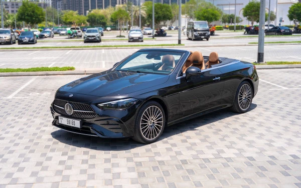  Black Mercedes CLE 200 AMG cabriolet/convertible Photo 6
