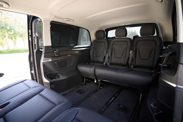  Black Mercedes V300 Avantgarde Extra Long Photo 8