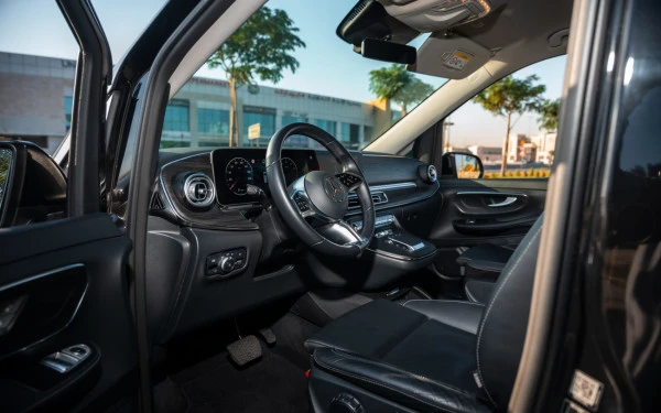  Black Mercedes V300 Avantgarde Extra Long Photo 4