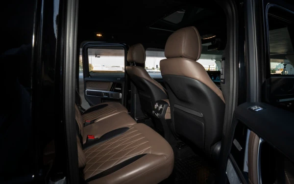  Black Mercedes V300 Avantgarde Extra Long Photo 12