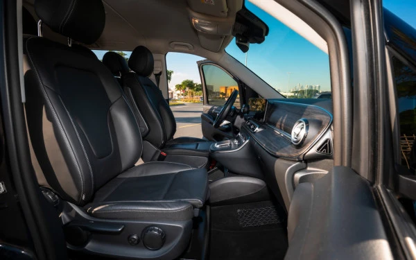  Black Mercedes V300 Avantgarde Extra Long Photo 18