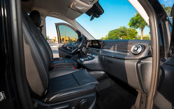  Black Mercedes V300 Avantgarde Extra Long Photo 19