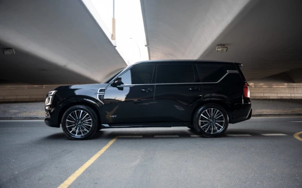  Black Nissan Patrol Platinum LE PLATI Photo 12