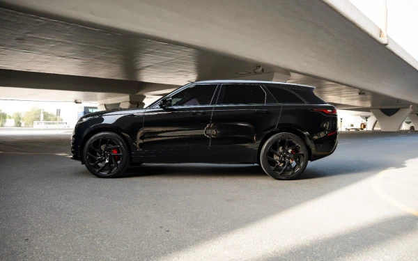  Black Range Rover Velar Photo 8