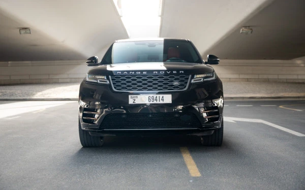  Black Range Rover Velar Photo 14