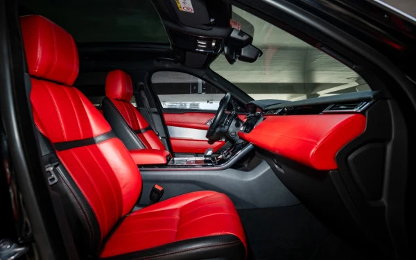  Black Range Rover Velar Photo 20