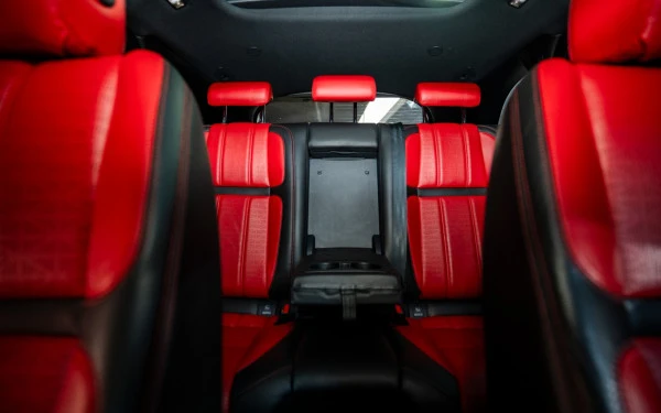  Black Range Rover Velar Photo 25