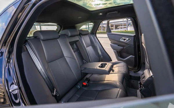  Black Range Rover Velar Photo 9