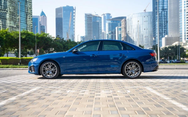  Blue Audi A4 Photo 3