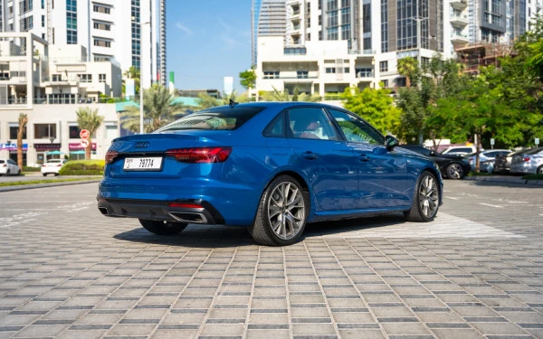  Blue Audi A4 Photo 5