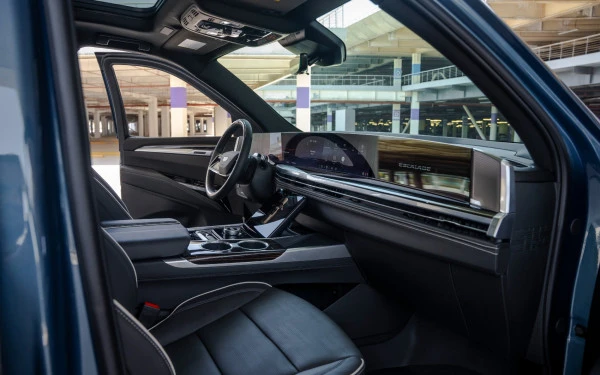  Blue Cadillac Escalade Photo 5