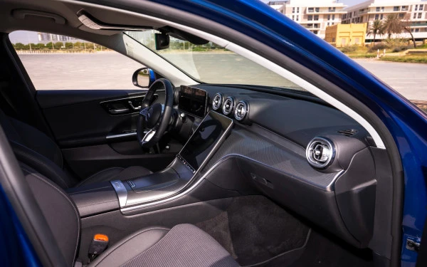  Blue Mercedes C200 Photo 10