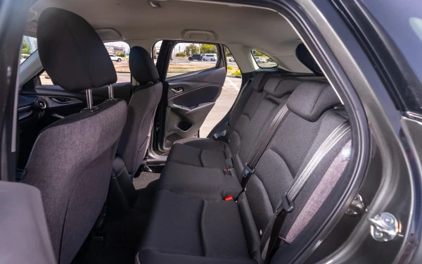  Dark Blue Mazda CX3 Photo 11