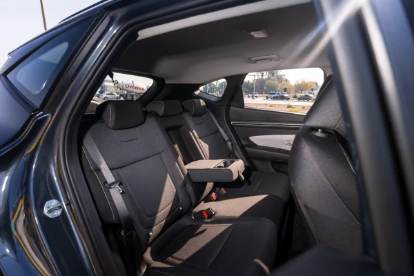  Black Hyundai Tucson Photo 11