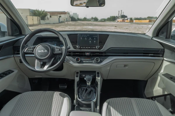  Dark Grey KIA Carens Photo 5