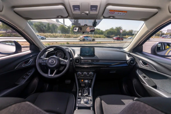  Empire Beige Metallic Mazda CX3 Photo 10