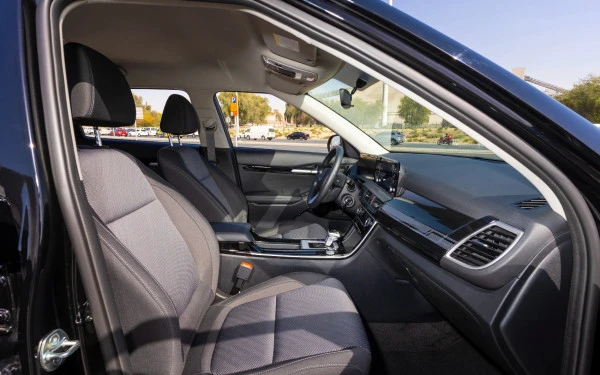  Black KIA Seltos Photo 9