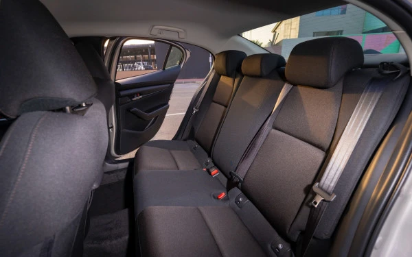  Gold Mazda 3 Photo 8