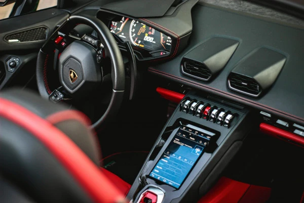  Green Lamborghini Evo Spyder Photo 4