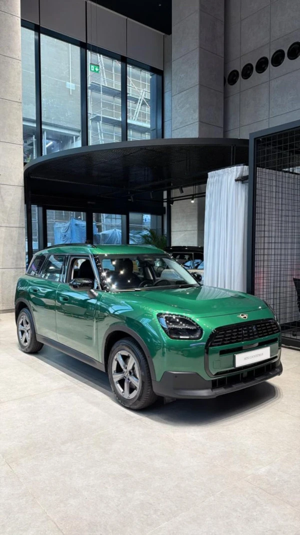  Green Mini Countryman Photo 5