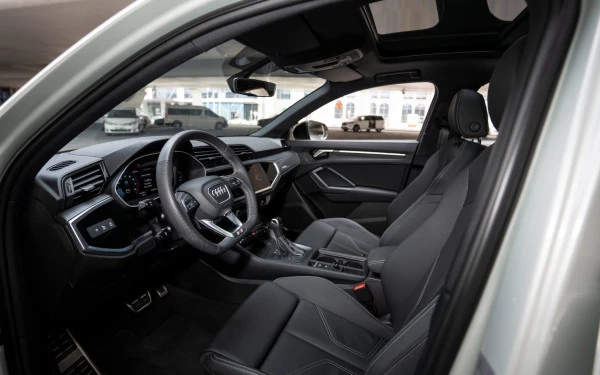  Grey Audi Q3 Sportback Photo 6