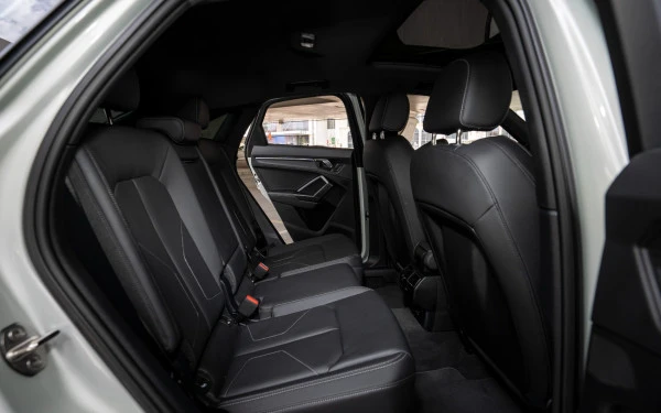  Grey Audi Q3 Sportback Photo 9