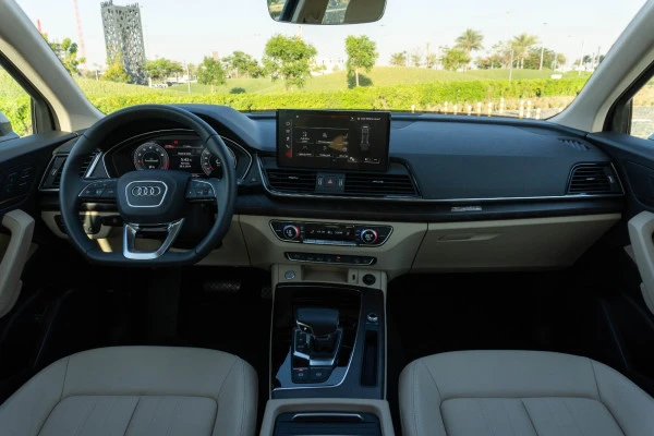  Grey Audi Q5 Photo 9