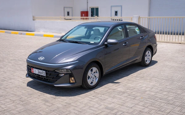  Grey Hyundai Accent Photo 4