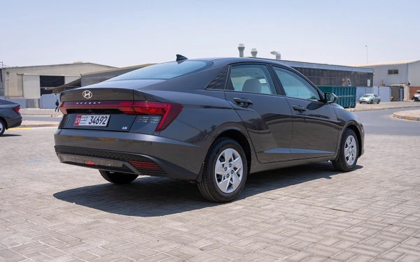  Grey Hyundai Accent Photo 5