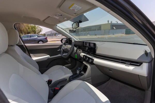  Grey Hyundai Accent Photo 13