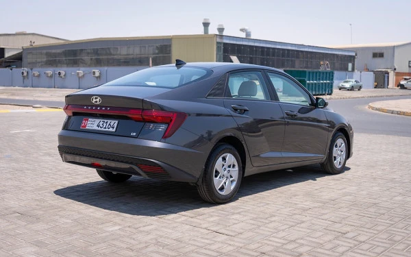  Grey Hyundai Accent Photo 12