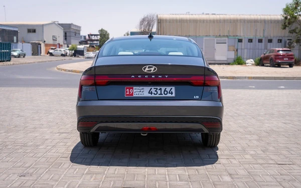  Grey Hyundai Accent Photo 13