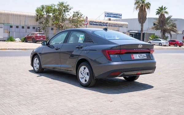  Grey Hyundai Accent Photo 14