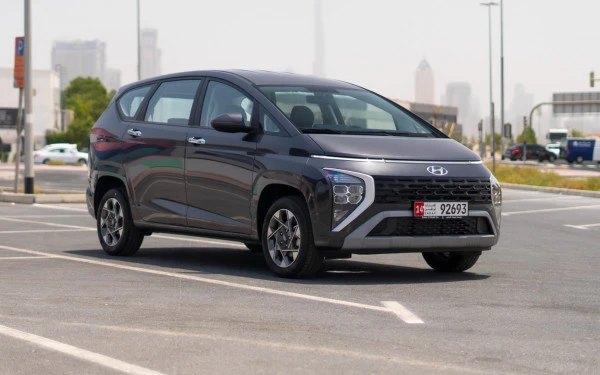  Grey Hyundai Stargazer Photo 3