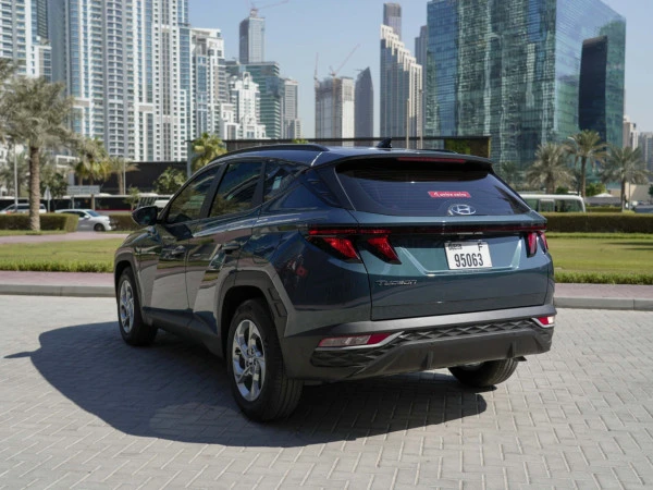  Grey Hyundai Tucson Photo 6