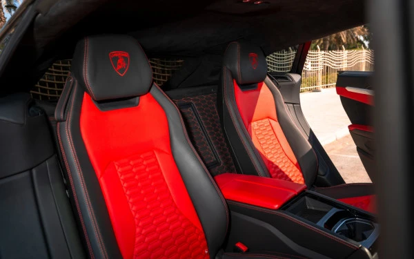  Grey Lamborghini Urus Photo 13