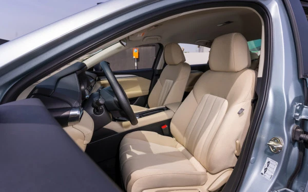  Grey Mazda 6 Photo 8