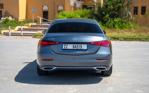  Grey Mercedes C200 Photo 6